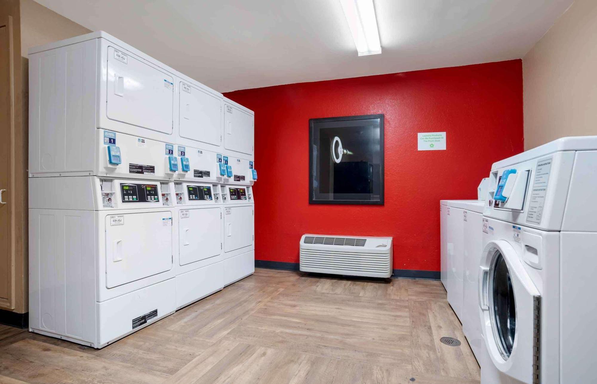 Extended Stay America Suites - Pensacola - University Mall Bagian luar foto